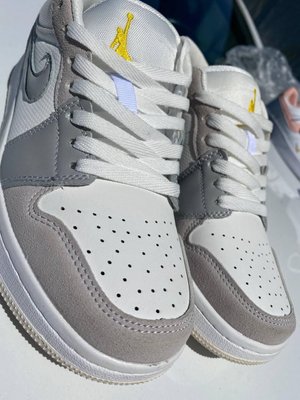 Женские кроссовки Nike Air Jordan , натуральная кожа ,белые S13(L2021) фото